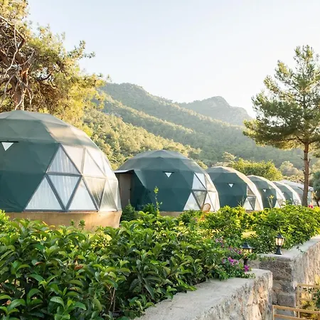 מלון Lusso Glamping